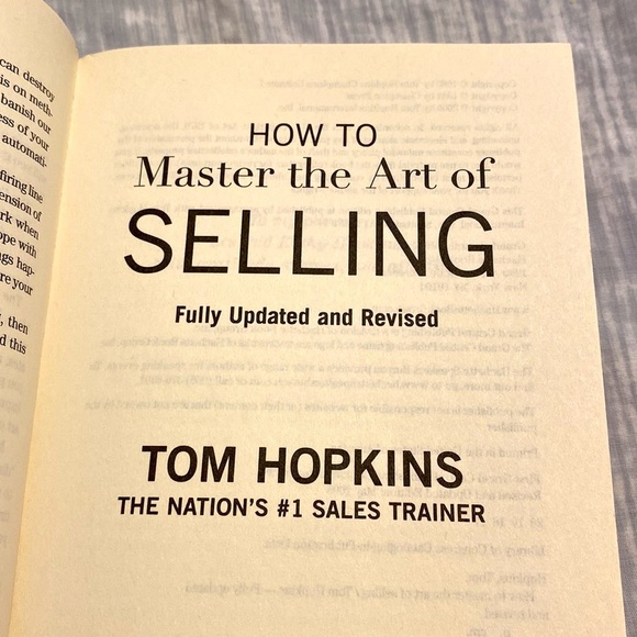 HOW TO MASTER THE ART OF SELLING bestseller by TOM HOPKINS GUC PB 2005 - Picture 3 of 4